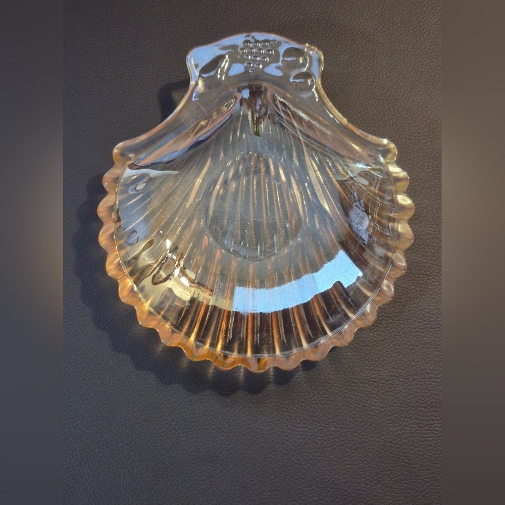 Vintage Iridescent Marigold Carnival Glass Clam Scallop Shell Shaped Dish 7” MCM